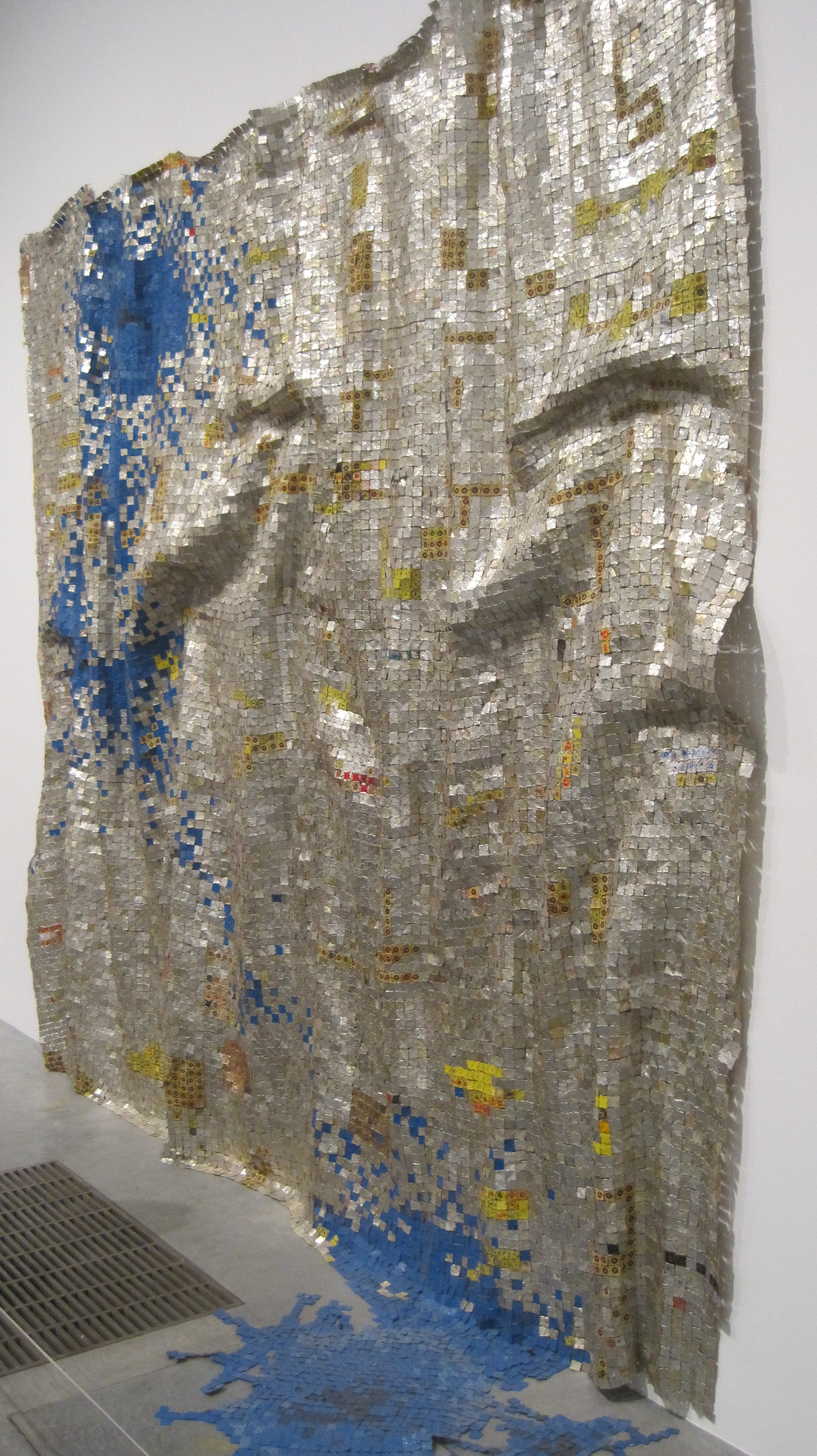 El Anatsui Ink Splash II 2012; Ink Splash II photo by Juliamaud