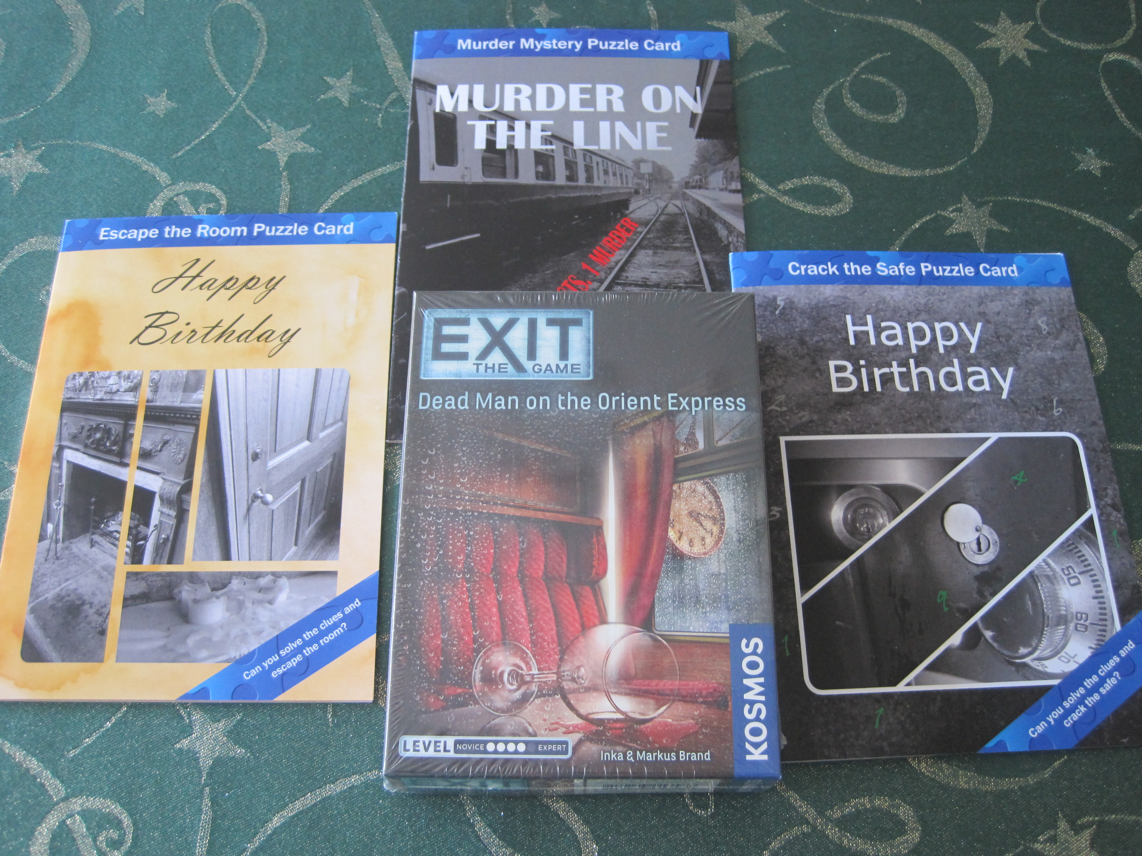 Puzzle Cards Gift Pack - photo by Juliamaud