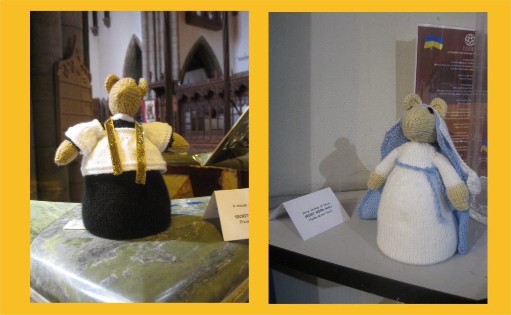 church mice 1 - photo by Juliamaud